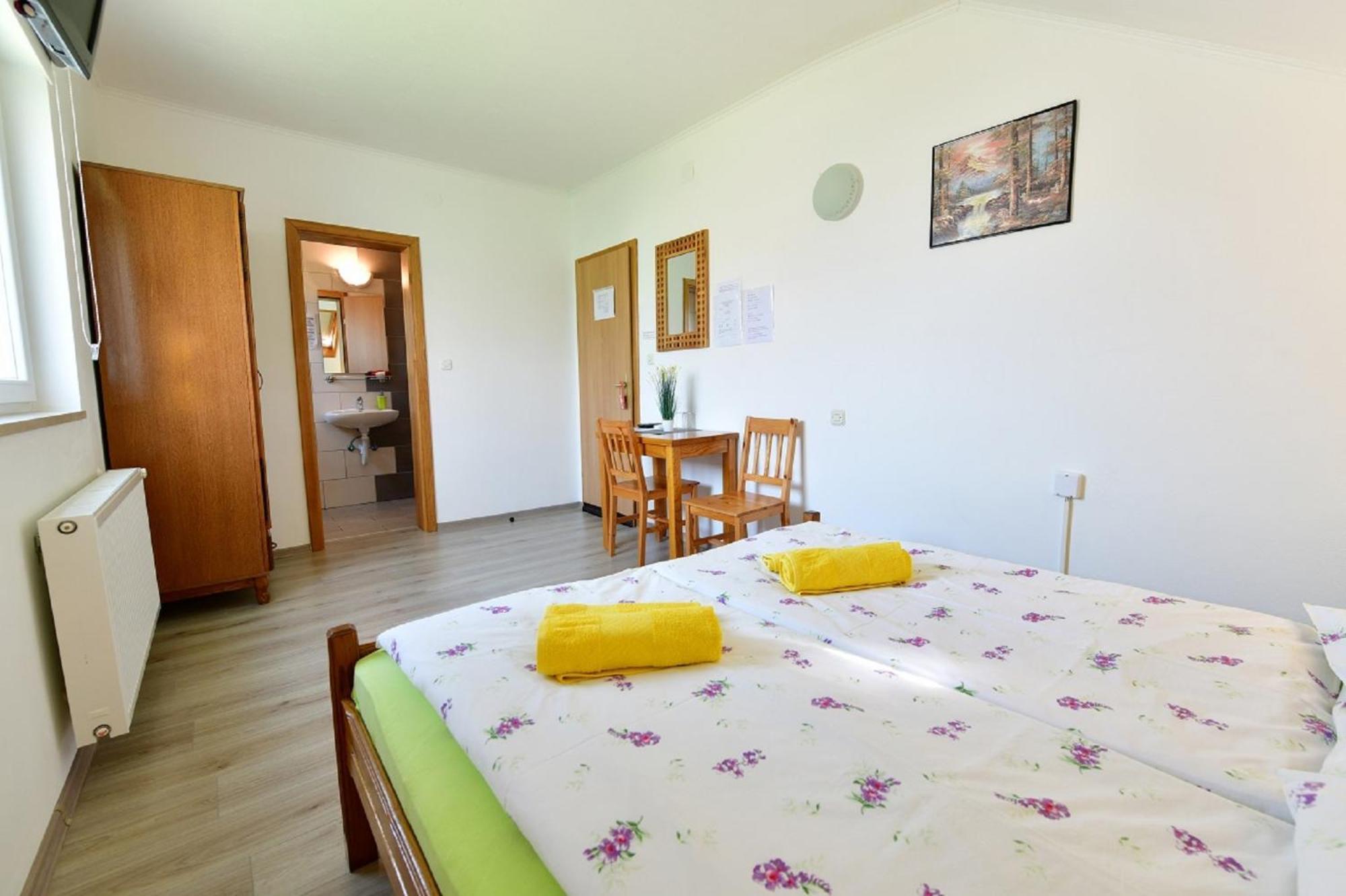 House Bicanic Seliste Dreznicko Exteriér fotografie