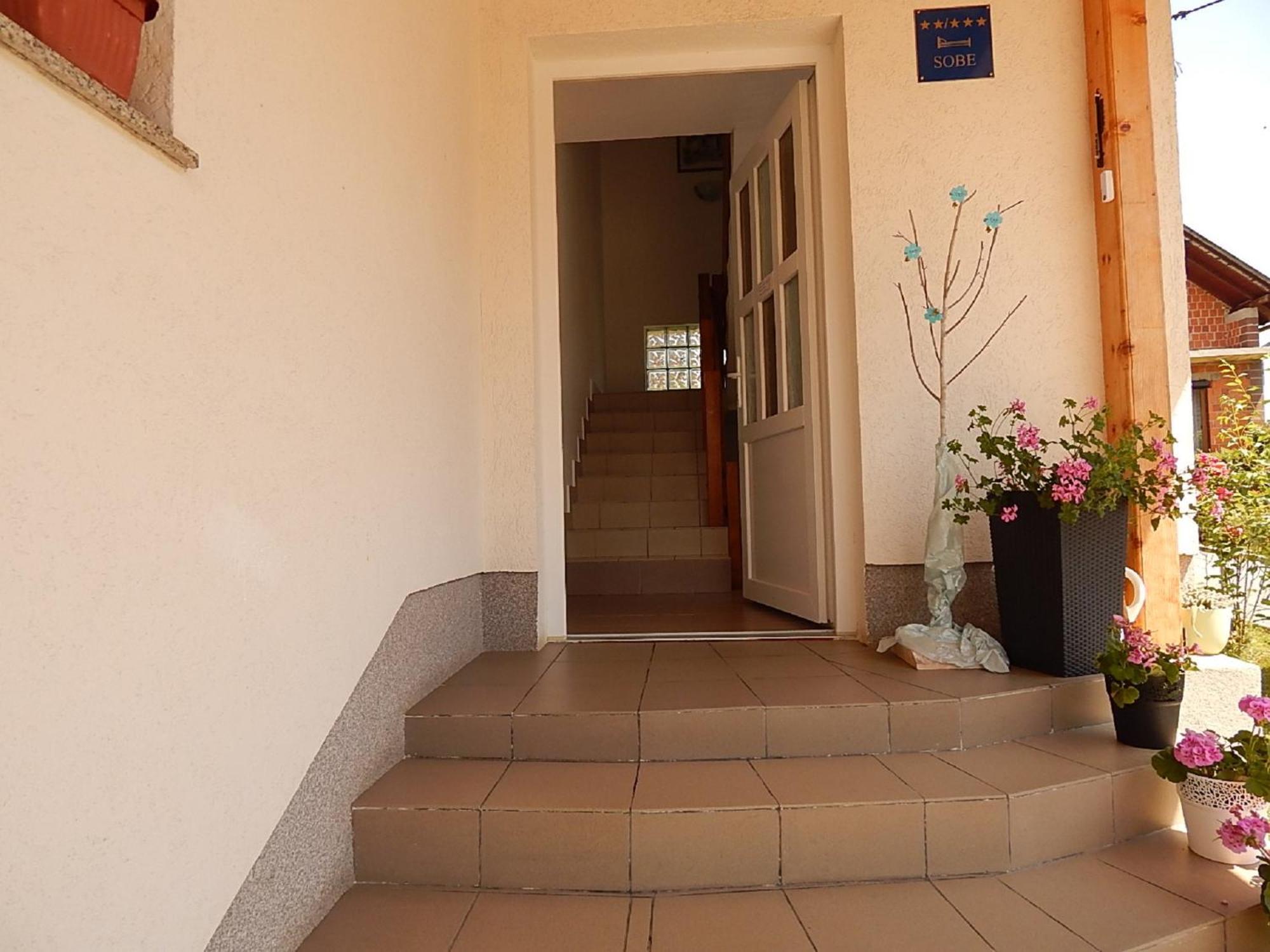 House Bicanic Seliste Dreznicko Exteriér fotografie
